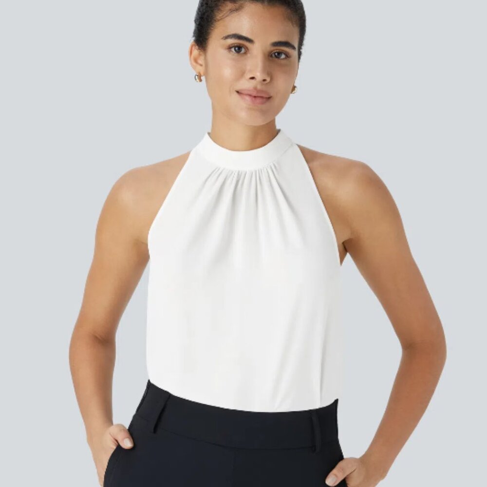 NWT Halara Keyhole Back Halter Blouse - White – L